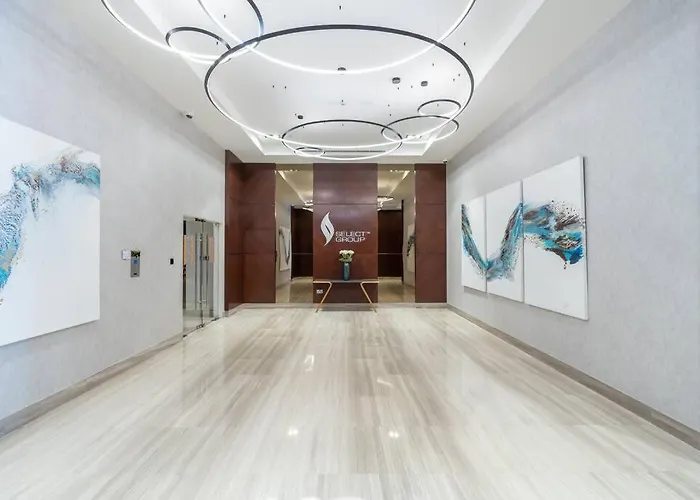 Chic Marina Gate Apartment With Japandi Interiors