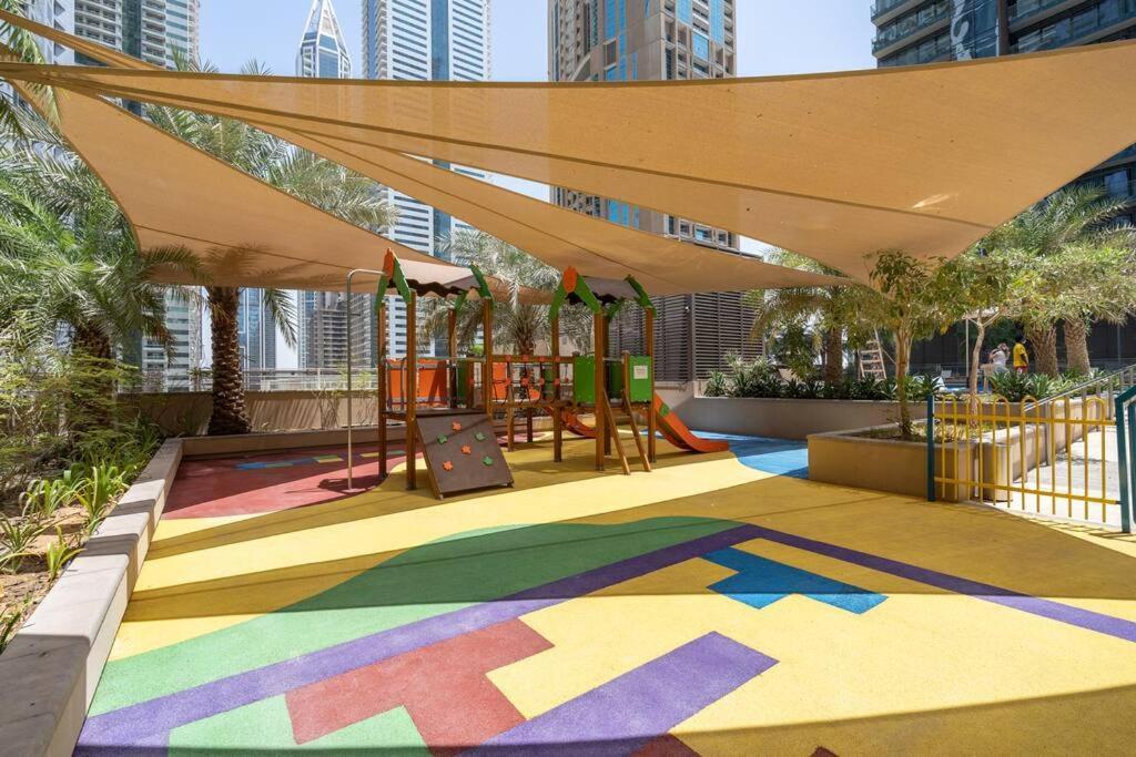 Apartment Chic Marina Gate With Japandi Interiors