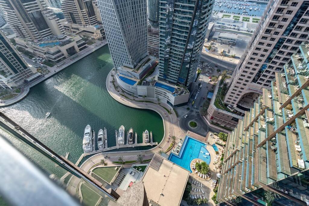 Apartment Chic Marina Gate With Japandi Interiors