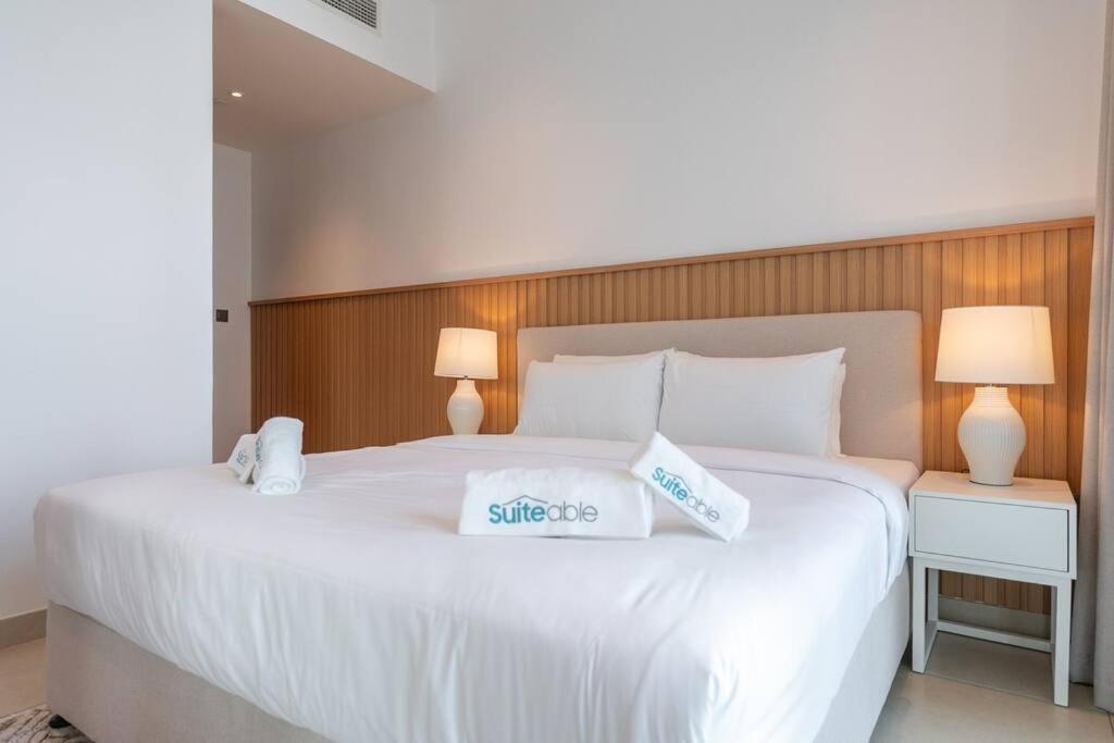 Chic Marina Gate With Japandi Interiors Apartment *