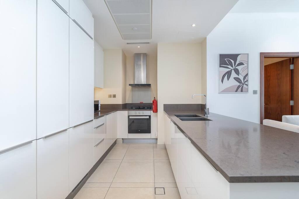 Apartment Chic Marina Gate With Japandi Interiors Dubai