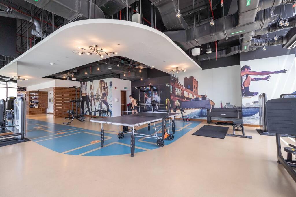Chic Marina Gate With Japandi Interiors