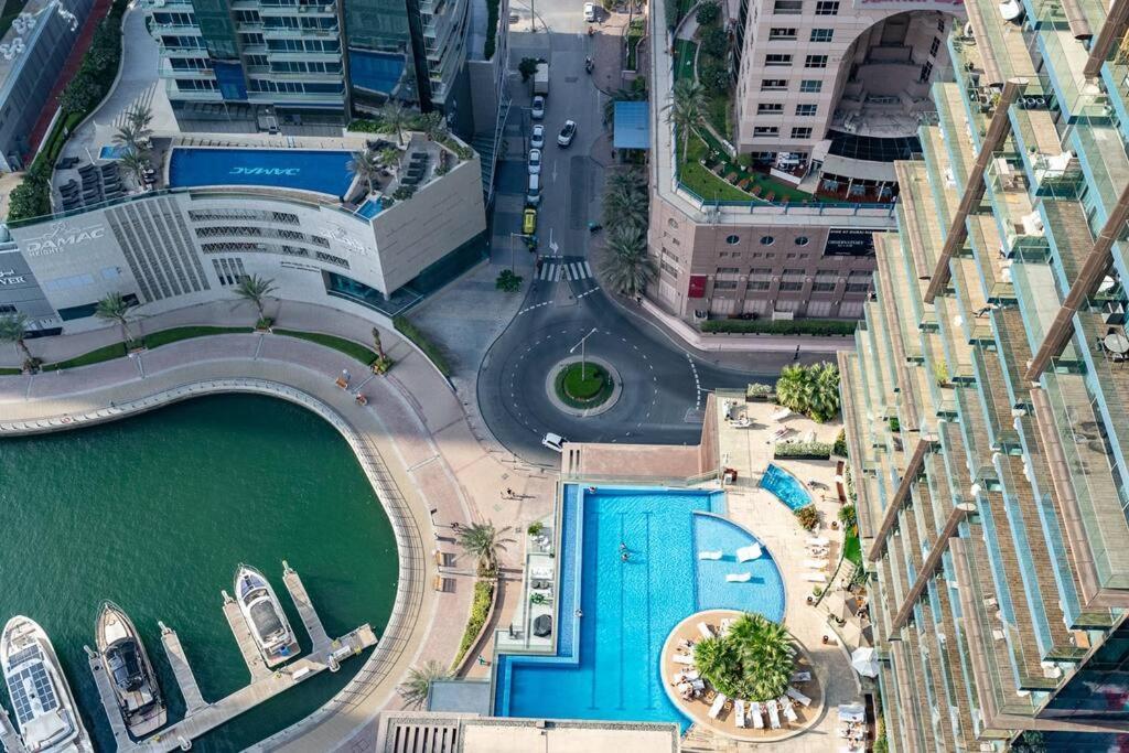 Chic Marina Gate With Japandi Interiors